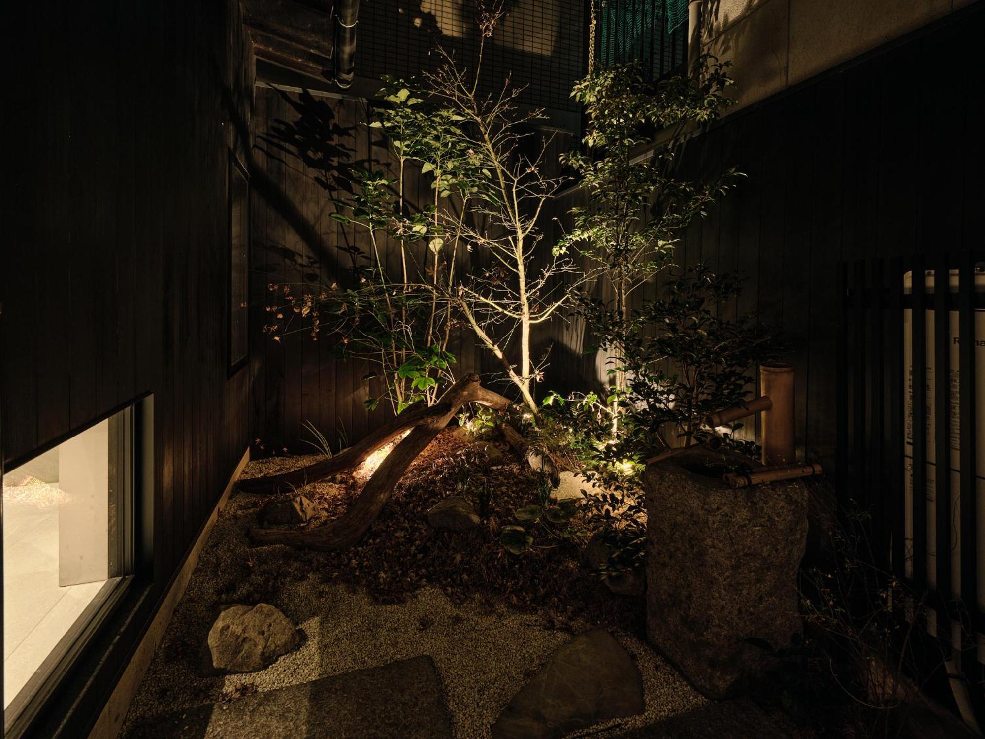 紡　上鱗形町 公寓 *